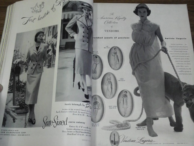 女性ファッション雑誌【VOGUE】 1950年台代を中心とした 女性ファッション雑誌【VOGUE】 1950年台代を中心とした